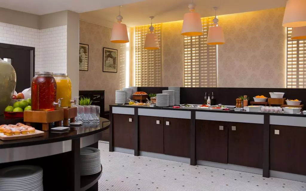 هتل کورت یارد بای ماریوت واسیلی وسکی سنت پترزبورگ - مهرپرواز